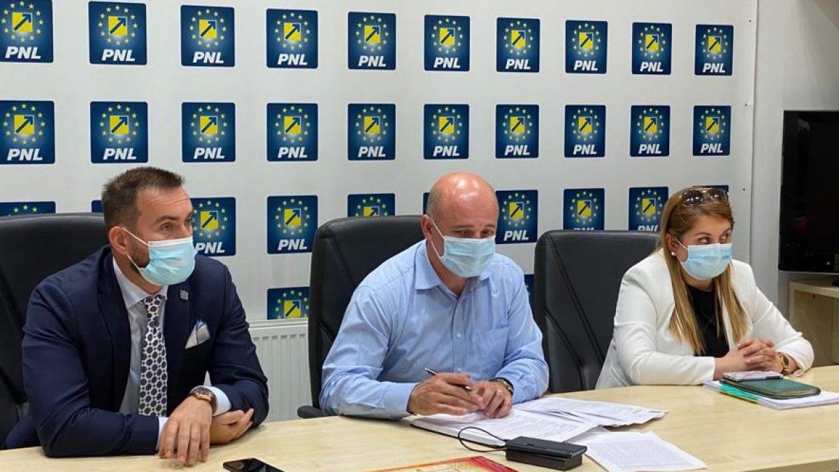 Senatorul Cristian Niculescu-Țâgârlaș : ”Organizațiile PNL sunt echipe puternice și responsabile”
