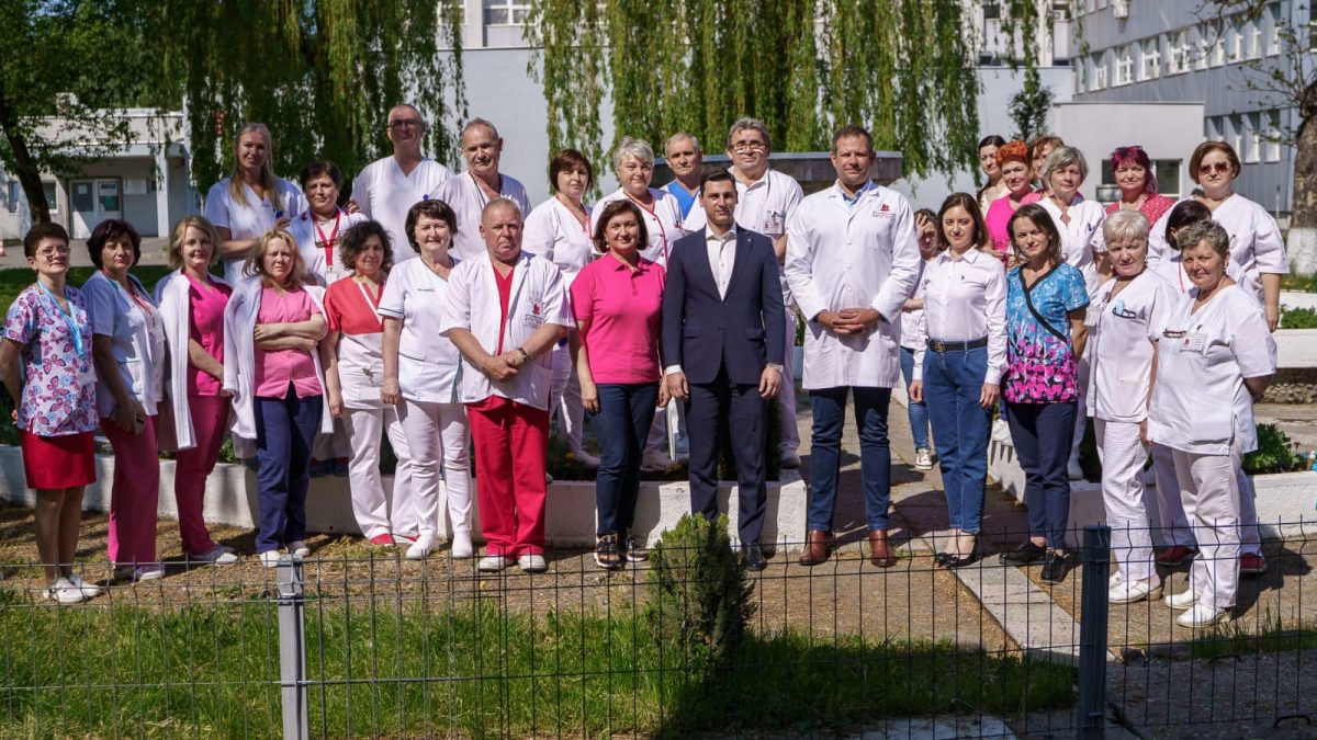 Ionel Bogdan, președintele CJ Maramureș: La mulți ani tuturor asistenților medicali!