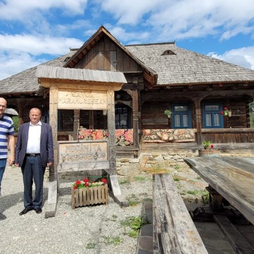 Florin Alexandru Alexe, deputat PNL: Am fost încântat să văd că Satul Maramureșean al Mocăniței, de pe Valea Vaserului, se extinde cu 6 case