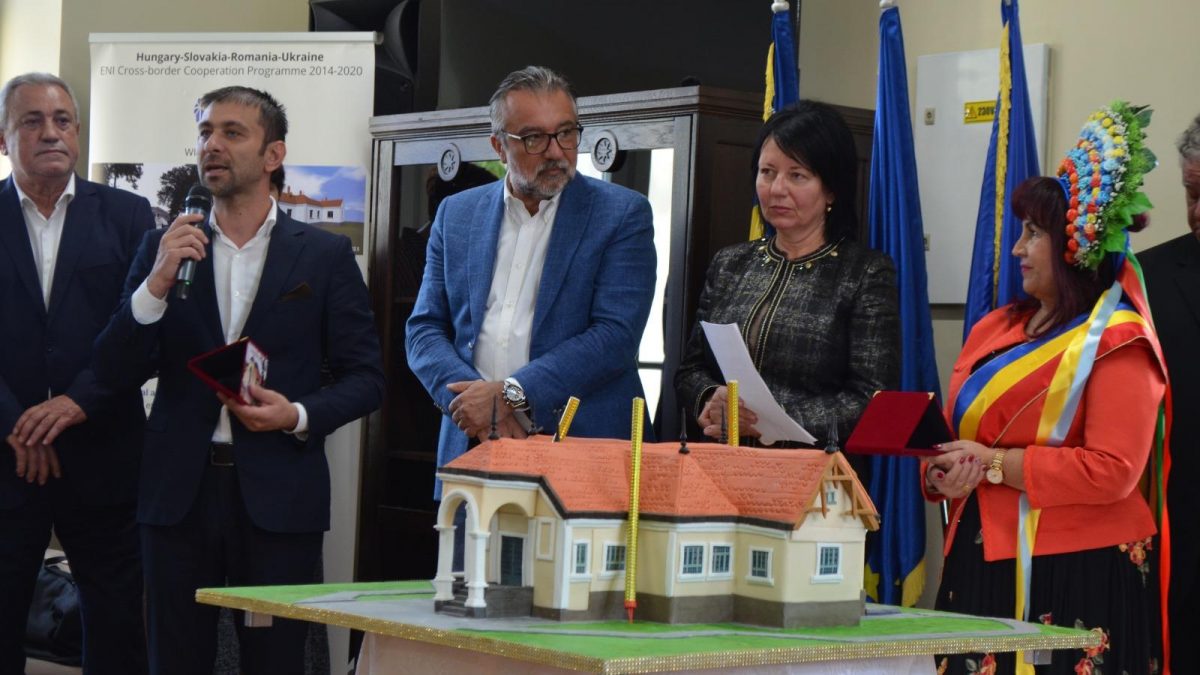 Ministrul Culturii, Lucian Romașcanu a vizitat mai multe obiective importante din Maramureș