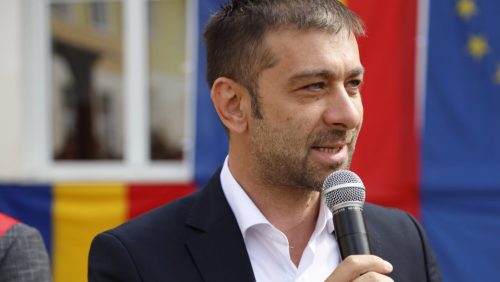 Gabriel-Valer Zetea, deputat PSD: Ministerul Educației are datoria de a asigura LA TIMP plata salariilor profesorilor!