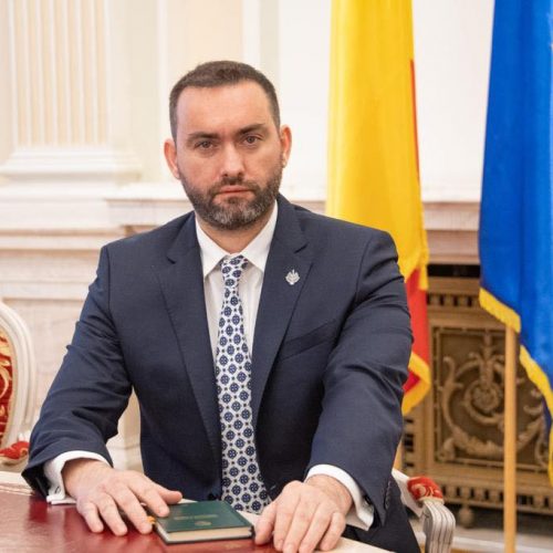 Senatorul Cristian Niculescu Țâgârlaș este COINIȚIATOR al LEGII 2 MAI pentru combaterea consumului de DROGURI. Pedepsele cresc de la 2-7 ani, la un interval de 3-10 ani