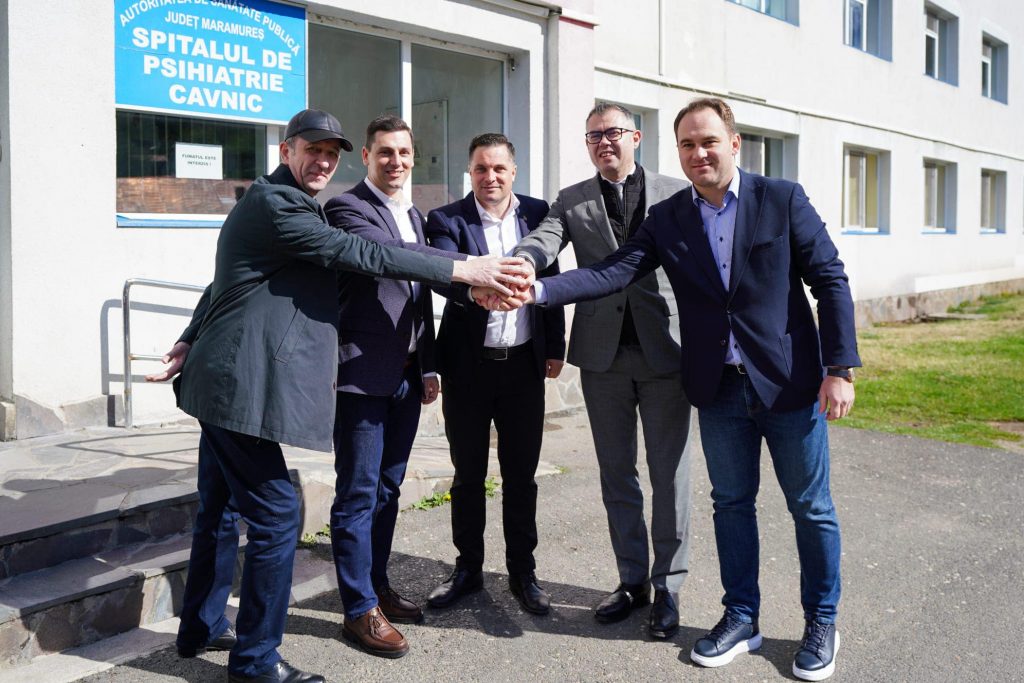 FOTO-1-1-1024x683 SPITALUL DE PSIHIATRIE CAVNIC INTRĂ ÎN REABILITARE. ECHIPA LIBERALĂ PUNE SĂNĂTATEA MARAMUREȘENILOR PE PRIMUL LOC