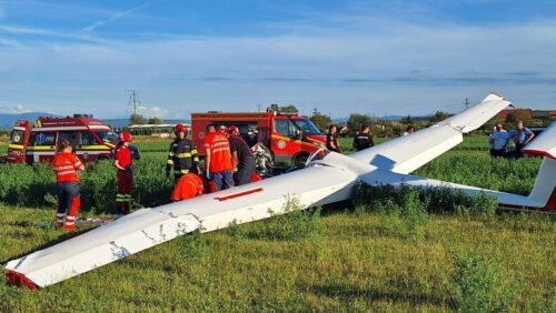 ATERIZARE FORȚATĂ cu planorul într-un lan de lucernă a unui pilot de 21 de ani