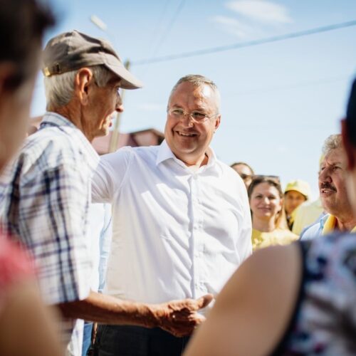 VIDEO. “De ce o carte despre Nicolae Ciucă? Pentru că s-a vorbit mult despre faptul că “nu sunt din filmul acesta”, al politicii românești. Și e adevărat”, spune CANDIDATUL PNL la prezidențiale. CIUCĂ dezvăluie coperta cărții sale printr-un clip și a lansat un video despre cariera sa militară