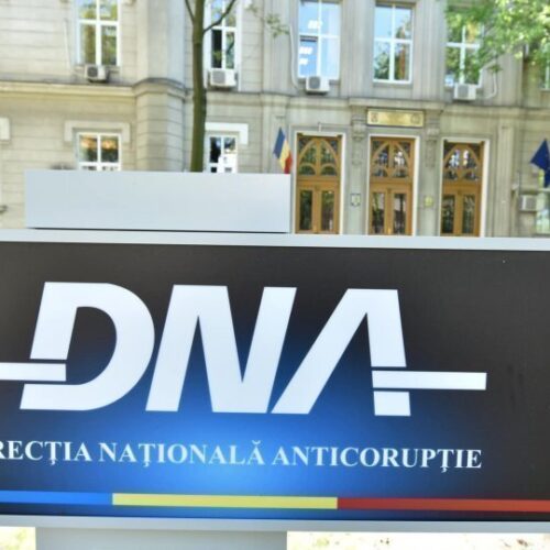 DNA. COMISAR de poliție, ȘMECHERII cu fonduri europene, sub CONTROL JUDICIAR. A folosit FALȘI fermieri pentru a încasa 493.000 de euro!