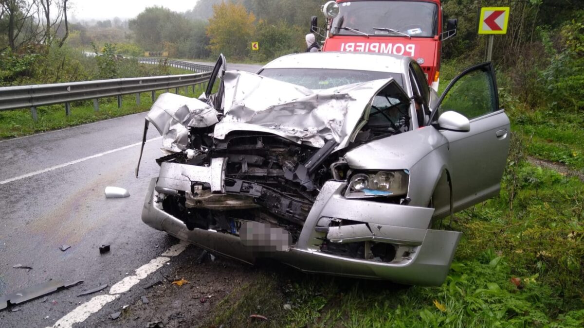 ACCIDENT rutier. În aceste momente, pompierii militari INTERVIN