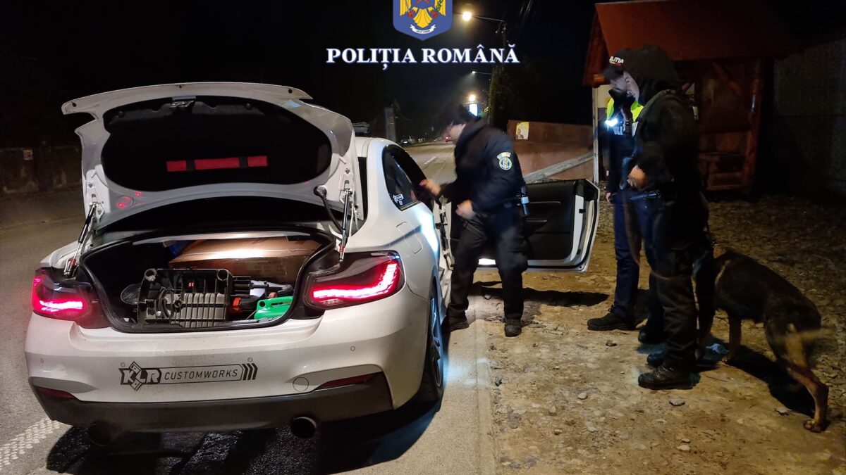 AMPLĂ acțiune desfășurată la BORȘA, VIȘEU DE SUS și POIENILE DE SUB MUNTE – Peste 240 de AUTOVEHICULE controlate de polițiști