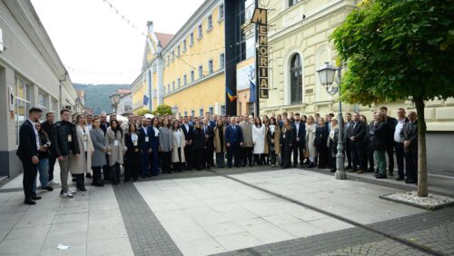 Ionel Bogdan: “SACRIFICIUL de ieri, LIBERTATEA de azi, DEMNITATEA de mâine”, aceasta a fost tema principală a celei de-a XV-a ediție a Școlii Memoriale “Gheorghe I. Brătianu”, organizată de TNL Maramureș