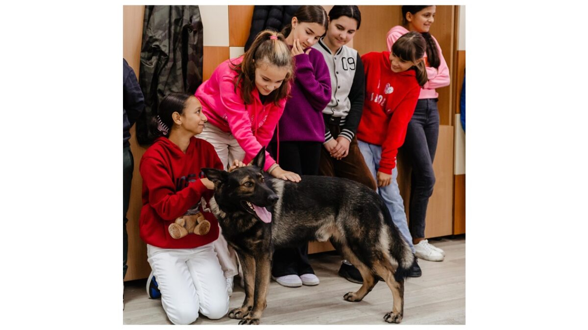 Polițiștii MARAMUREȘENI sărbătoresc Ziua Mondiala a ANIMALELOR