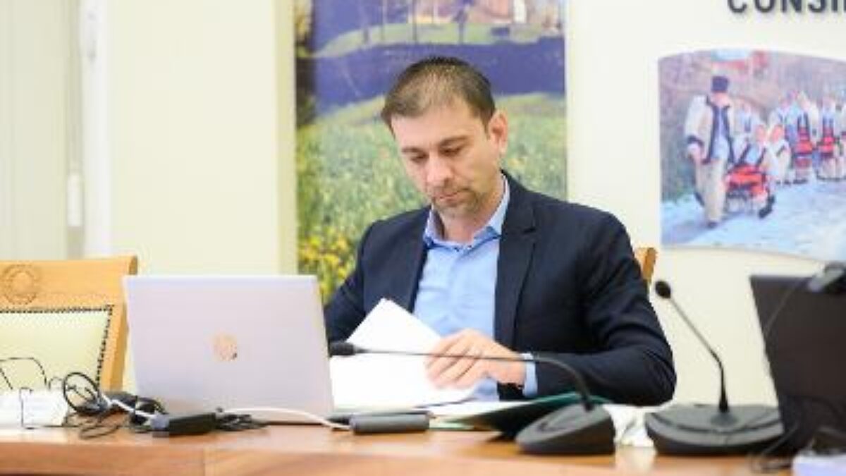 Gabriel Zetea: ”Salariile angajaților din instituțiile subordonate Consiliului Județean Maramureș asigurate prin rectificarea bugetului”