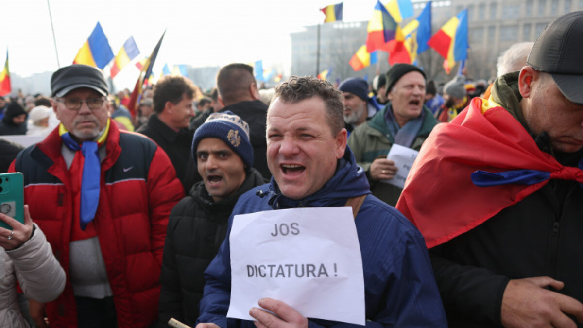 CNA cere protejarea jurnaliștilor, după incidentele de la mitingul pro-Georgescu. „Acest tip de comportament va continua”