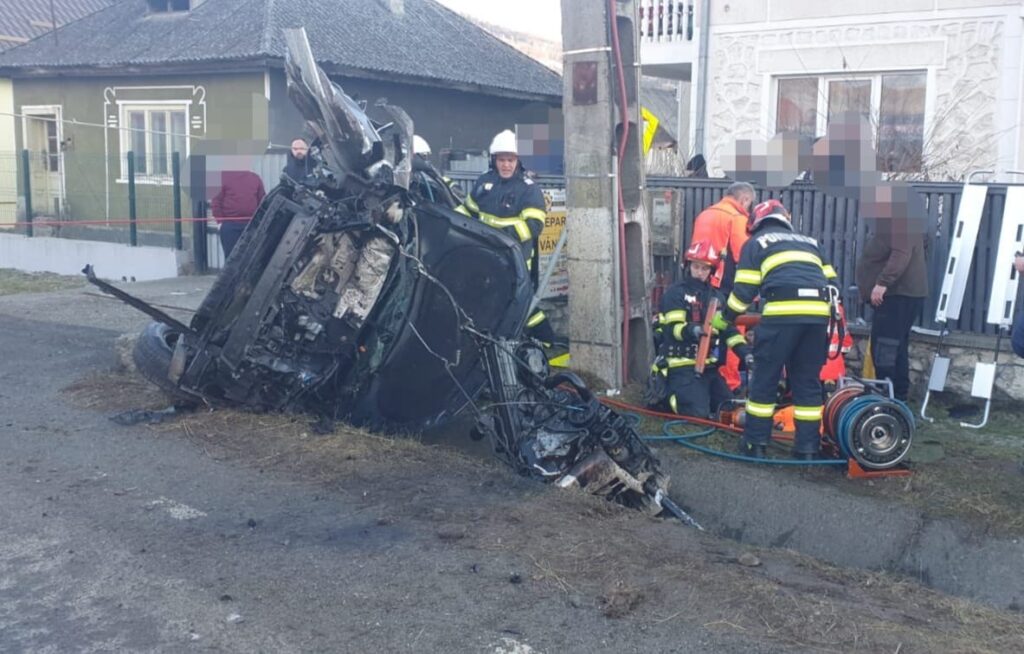 da4a3770-38ac-49cf-9270-95f03050f8d9-1024x654 ACCIDENT RUTIER. O persoană rǎmasǎ încarcerată