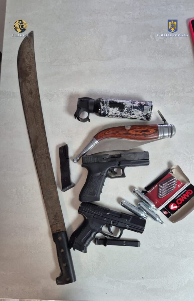 1000140327-660x1024 Grup infracțional organizat destructurat de DIICOT și autoritățile din Olanda: trafic de persoane, exploatare sexuală și spălare de bani