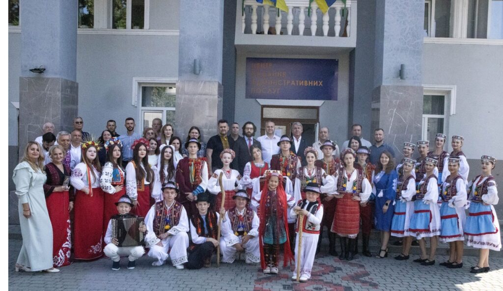 542755121_1582160923191327_4952781725714438892_n-1024x593 Stație nouă de pompieri ultradotată în comuna Mireșu Mare