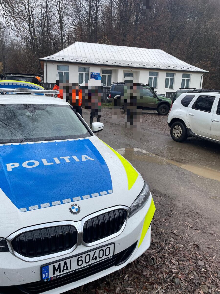 1000169919-900x1200 Peste 110 vânători verificaţi de poliţişti în Maramureş, în cadrul unei ample acţiuni de control