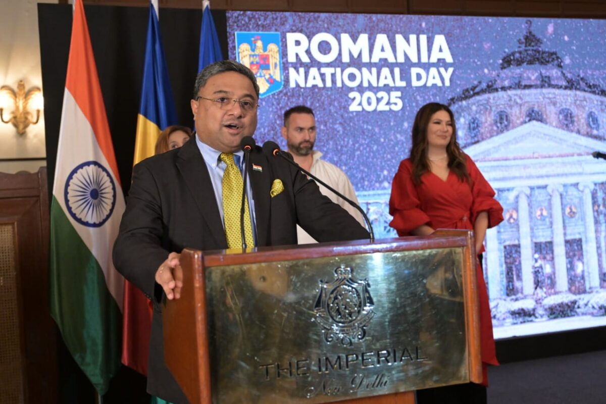 589839316_1164721729178816_6139725794813547464_n-1200x800 Ambasada României în India mulțumește senatorului Cristian Niculescu Țâgârlaș și Ansamblului Național Transilvania pentru promovarea culturii române la celebrarea Zilei Naționale, într-un eveniment cu peste 400 de înalți oficiali la New Delhi