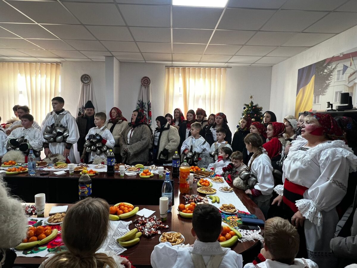 600312932_25050333581329525_9002717878909753059_n-1200x900 Tradiția brondoșilor merge mai departe la Cavnic: peste trei secole de identitate, transmise din generație în generație