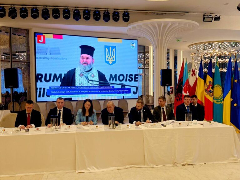 621820815_950356100659321_4762339383198995467_n-768x576 La Moisei, Episcopia Maramureșului și Sătmarului se alătură unui dialog care unește valori și responsabilitate