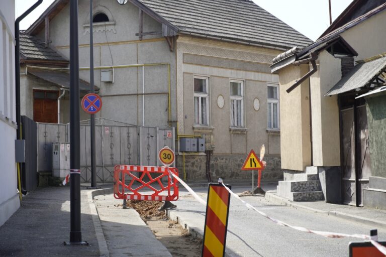 big__dsc5884-768x512 Rețea de distribuție apă potabilă reabilitată din surse proprii pe strada Pintea Viteazul, din municipiul Baia Mare