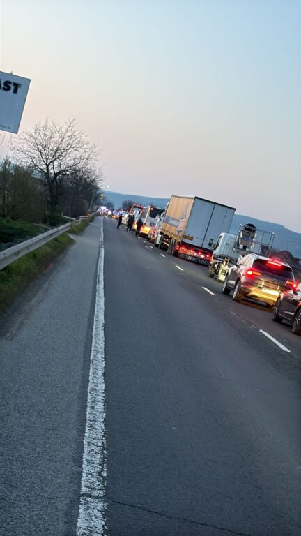 670271394_1364347632381068_8419391290695467609_n-432x768 GALERIE FOTO. Accident grav pe DN17, în județul Bistrița-Năsăud: un bărbat a murit, doi răniți după impactul cu un autobuz